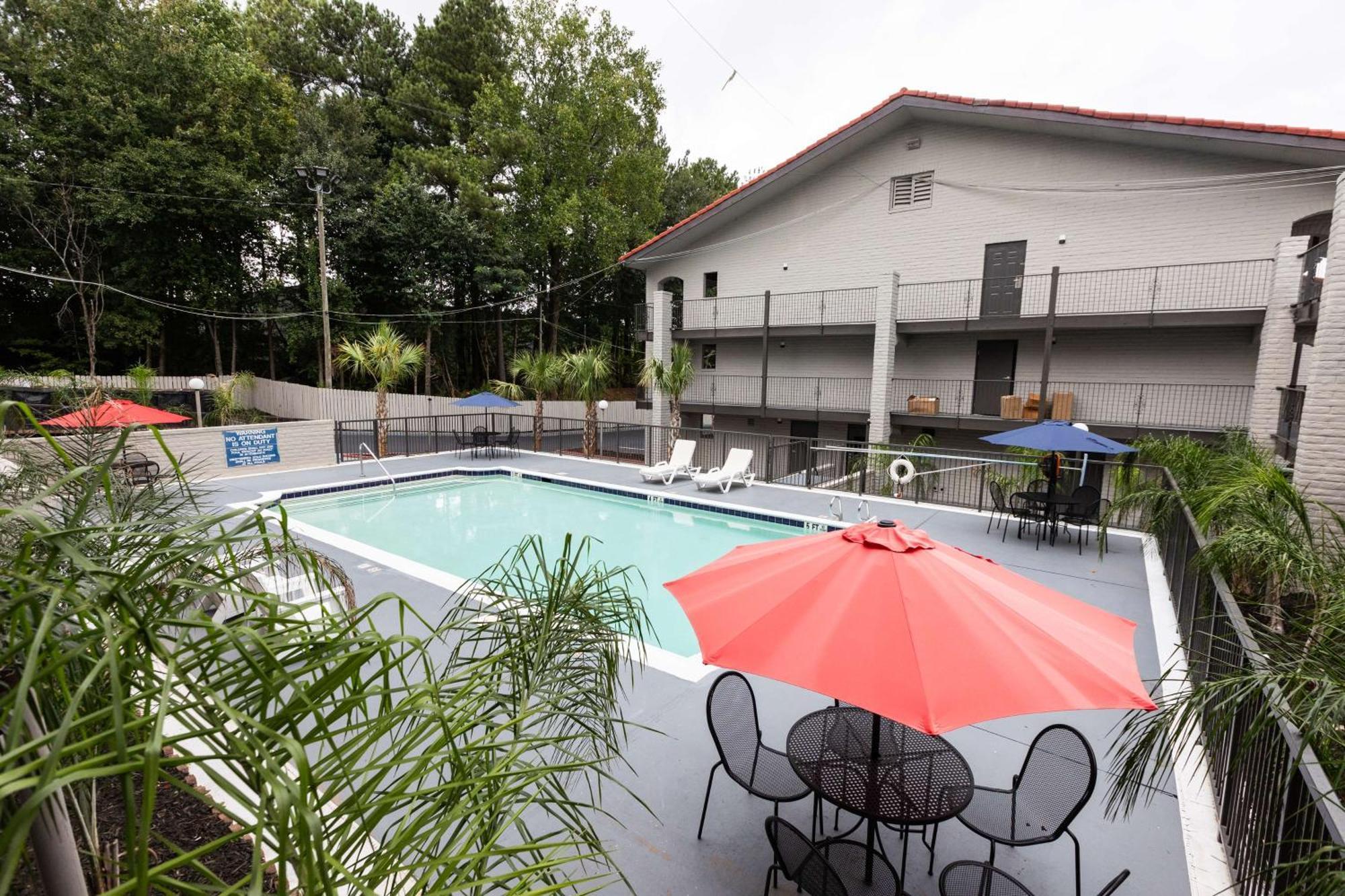 Bhagat Hotels Stone Mountain Atlanta BW Signature Collection Тъкър Екстериор снимка