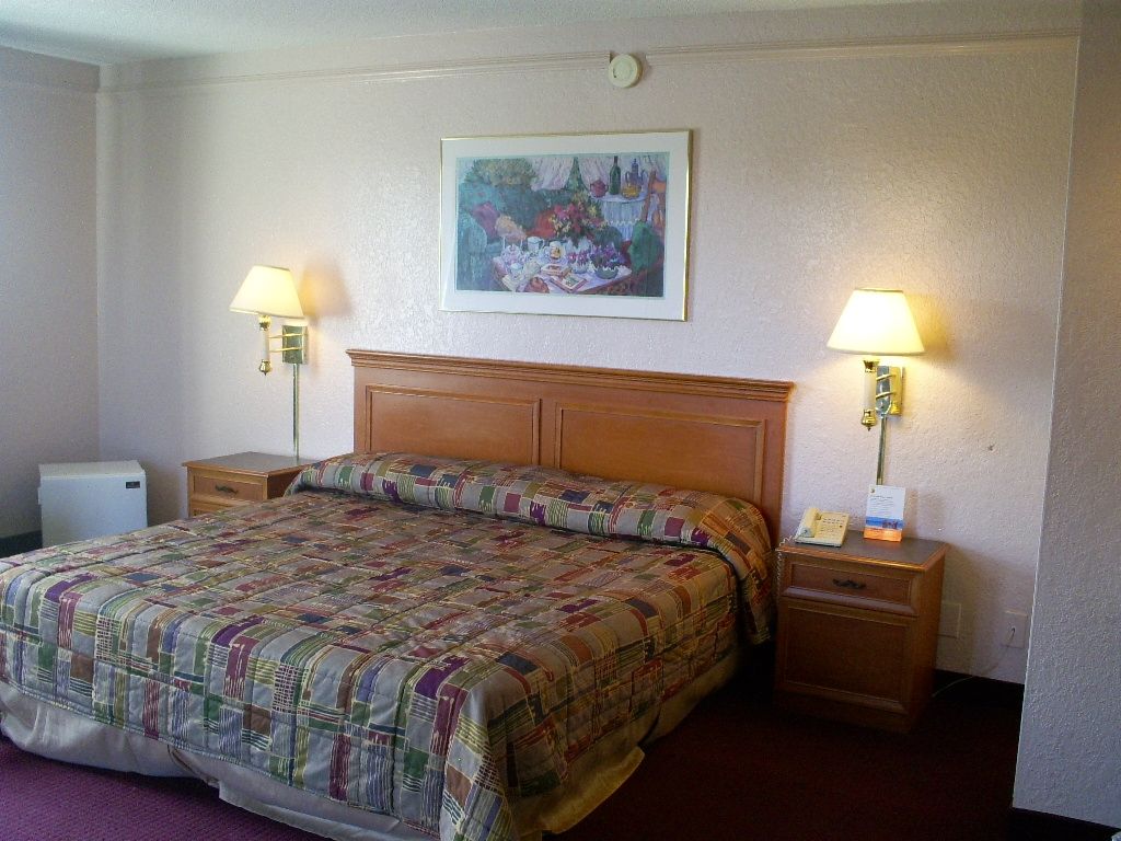 Bhagat Hotels Stone Mountain Atlanta BW Signature Collection Тъкър Стая снимка