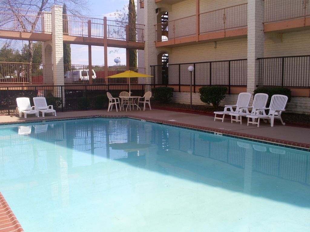 Bhagat Hotels Stone Mountain Atlanta BW Signature Collection Тъкър Съоръжения снимка